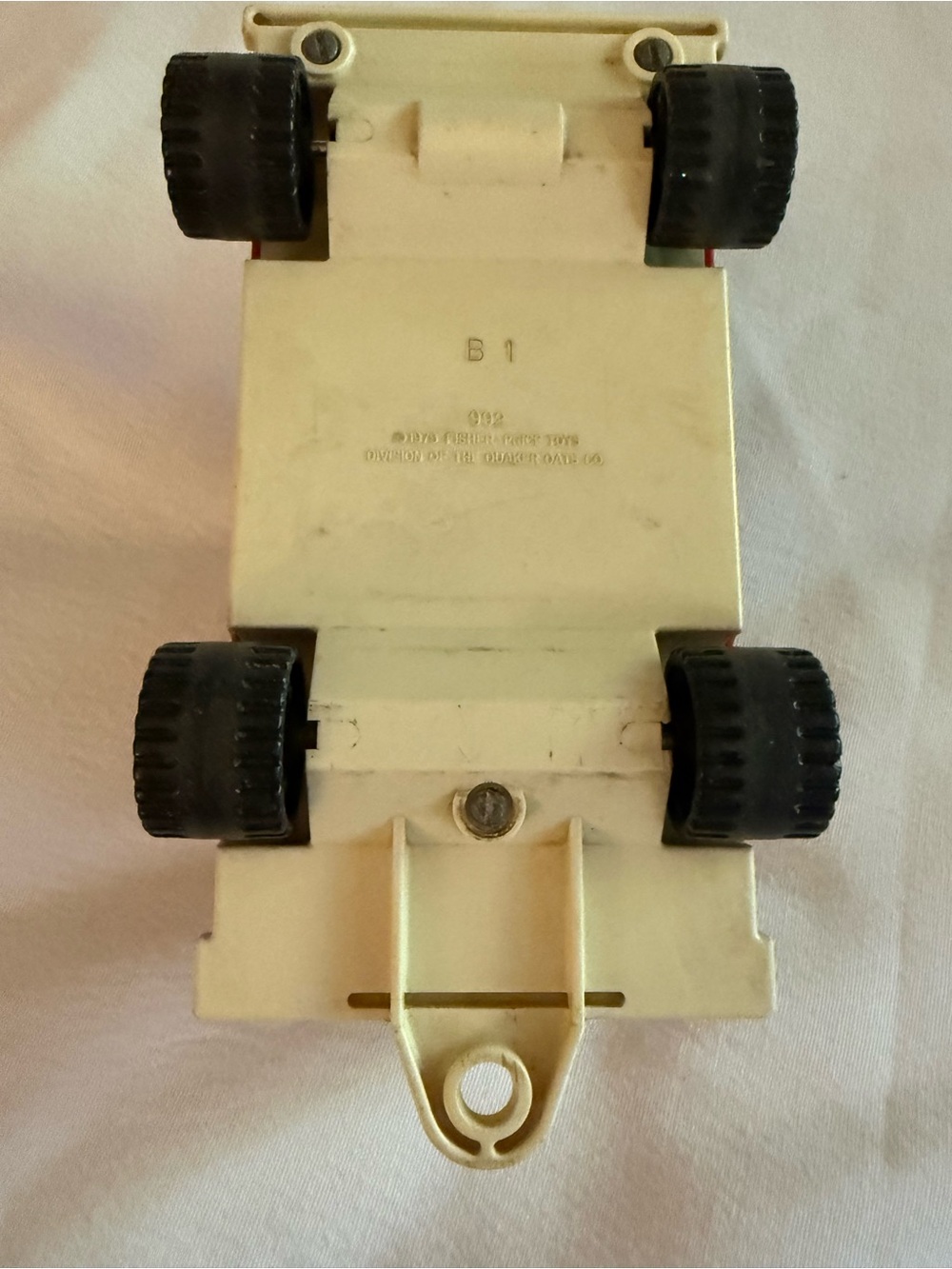 1979 Fisher-Price Kids Toy Scout 4x4 SUV - White and Red Camping Series - Picture 7 of 8
